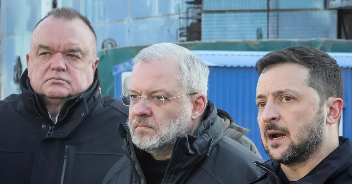 Tronditet qeveria! Skandali i korrupsionit përfshin aleatët e Zelensky-t, 2 ministra japin dorëheqjen