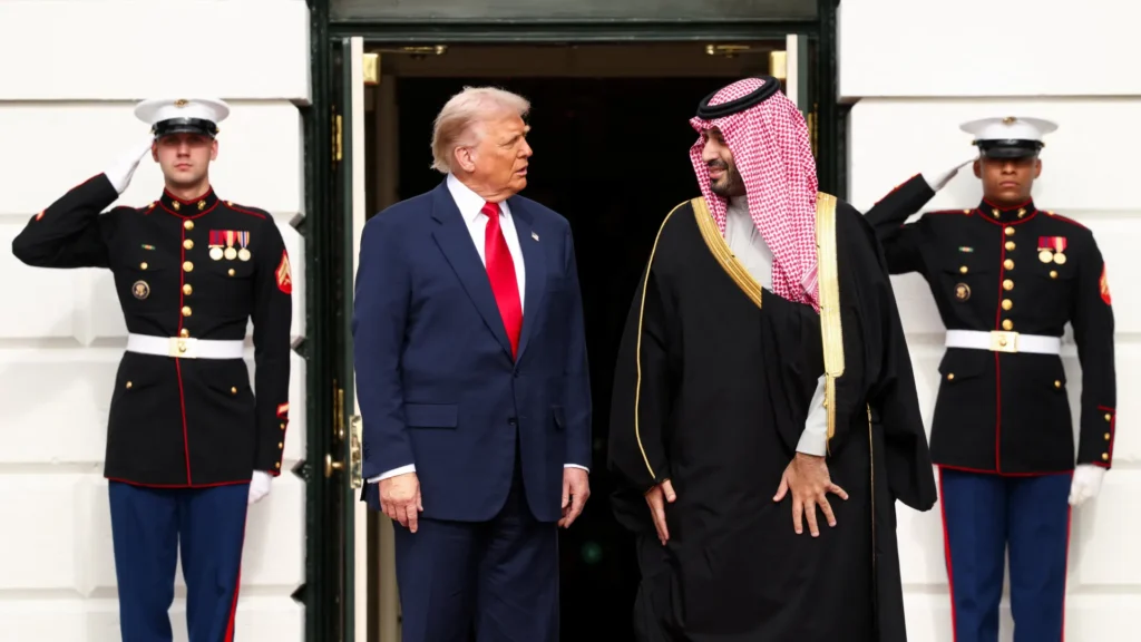 Trump shpall Arabinë Saudite aleat kryesor jo-NATO dhe nënshkruan marrëveshje historike