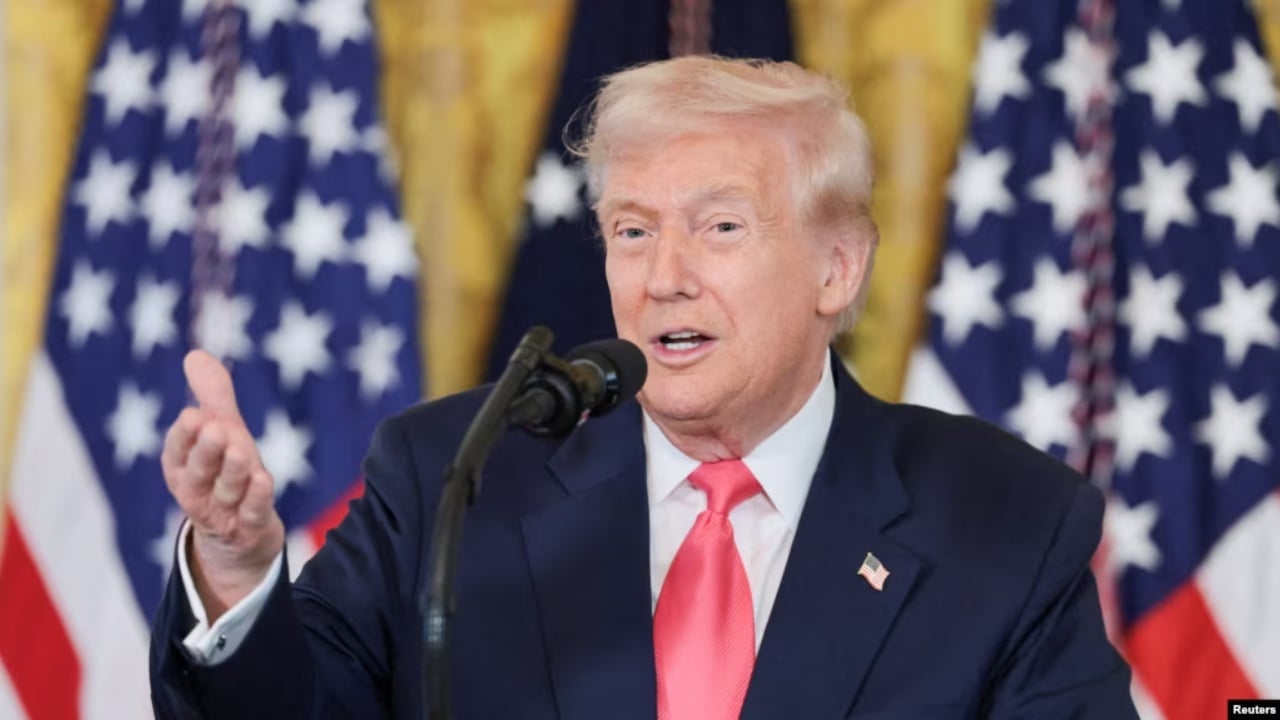 Trump shton presionin dhe nuk tërhiqet: Hapësira ajrore e Venezuelës duhet të konsiderohet e mbyllur