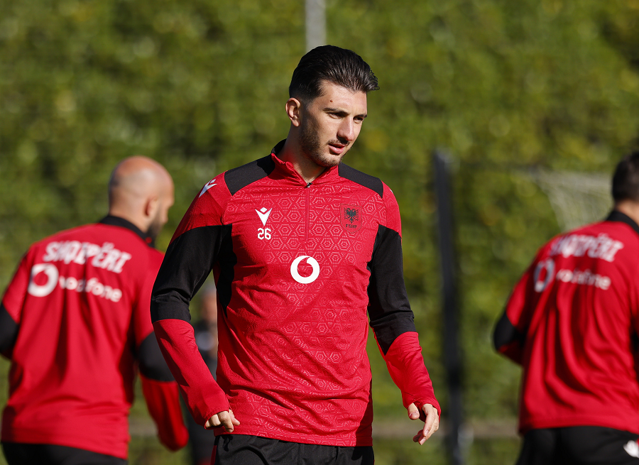 Tuci flet nga grumbullimi kuqezi në Barcelonë: I lumtur për rikthimin, asnjë nënvlerësim Andorrës