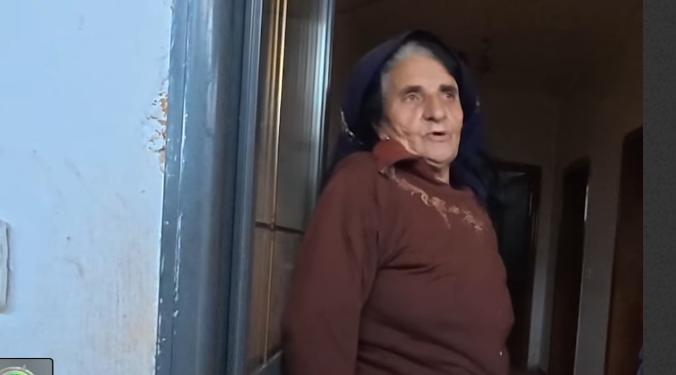 U helmuan e grabitën nga dhëndri në Librazhd, e moshuara flet: Sa mora pensionin, më tha pije këtë…
