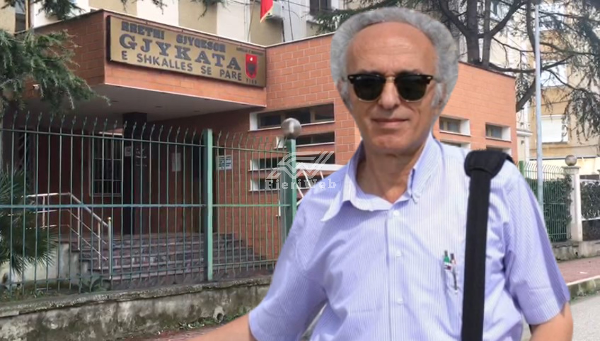 U kap duke marrë ryshfet, gjykata lë në arrest shtëpie mjekun në Fier