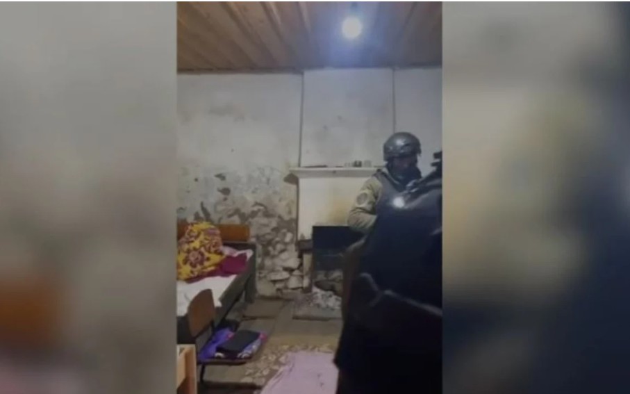 U ngunjuan dy orë në shtëpi, Policia jep infomacion për arrestimin e dy personave të rrezikshëm në Pukë