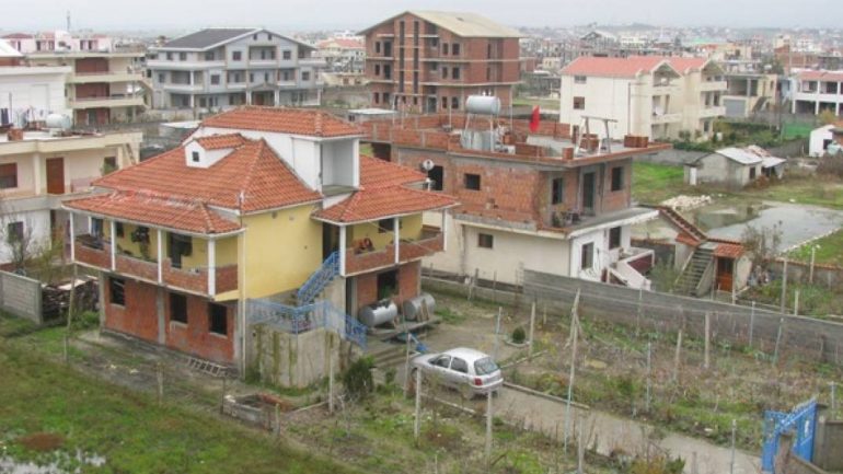 Vendimi/ Procedurë e përshpejtuar për legalizimet, qeveria cakton tarifën e re prej 50 mijë lekësh për shqyrtimin. Paguhet edhe nëse..