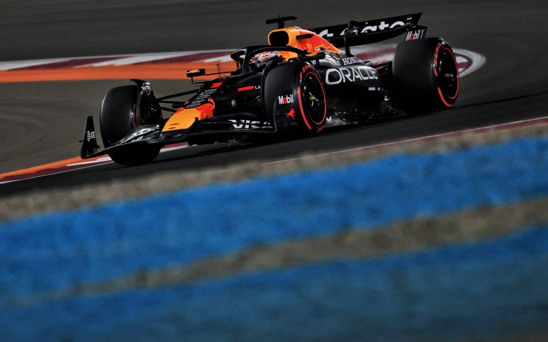 Verstappen triumfon në Katar dhe shpreson për titullin, Piastri i dyti, Norris jashtë podiumit