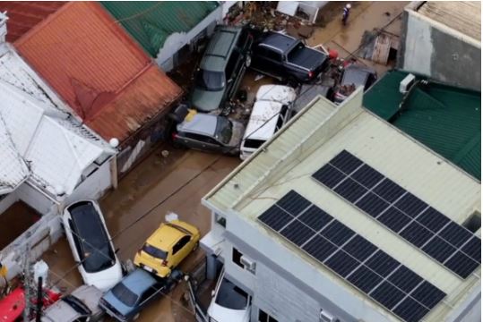 VIDEO/ Katastrofa natyrore në Filipine, të paktën 140 të vdekur dhe 127 të zhdukur nga tajfuni “Kalmaegi”! “Nën kërcënim” edhe Vietnami..