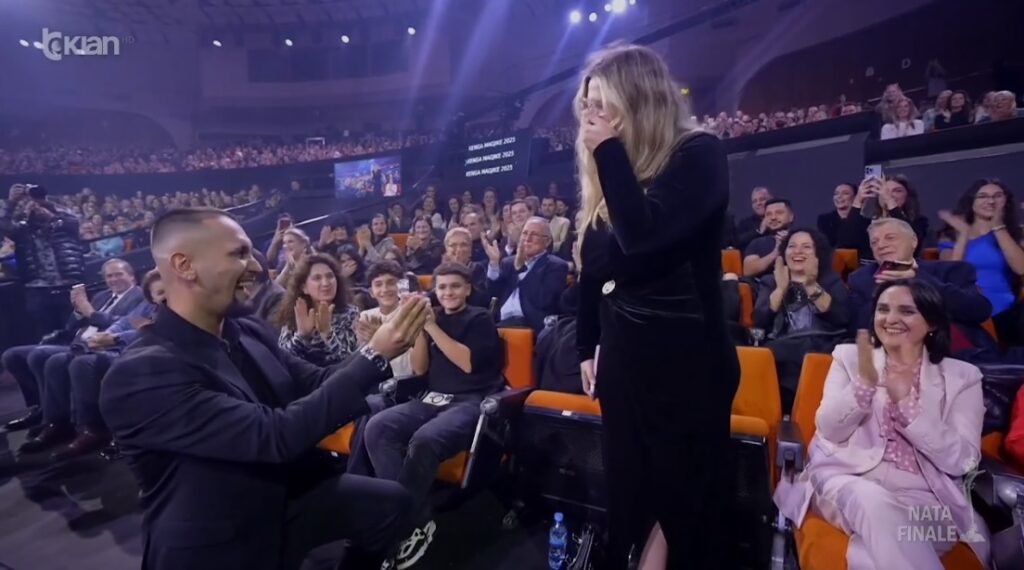 Video/ Ndodh propozimi për martesë në ‘Kënga Magjike’: Të dua në jetë të jetëve