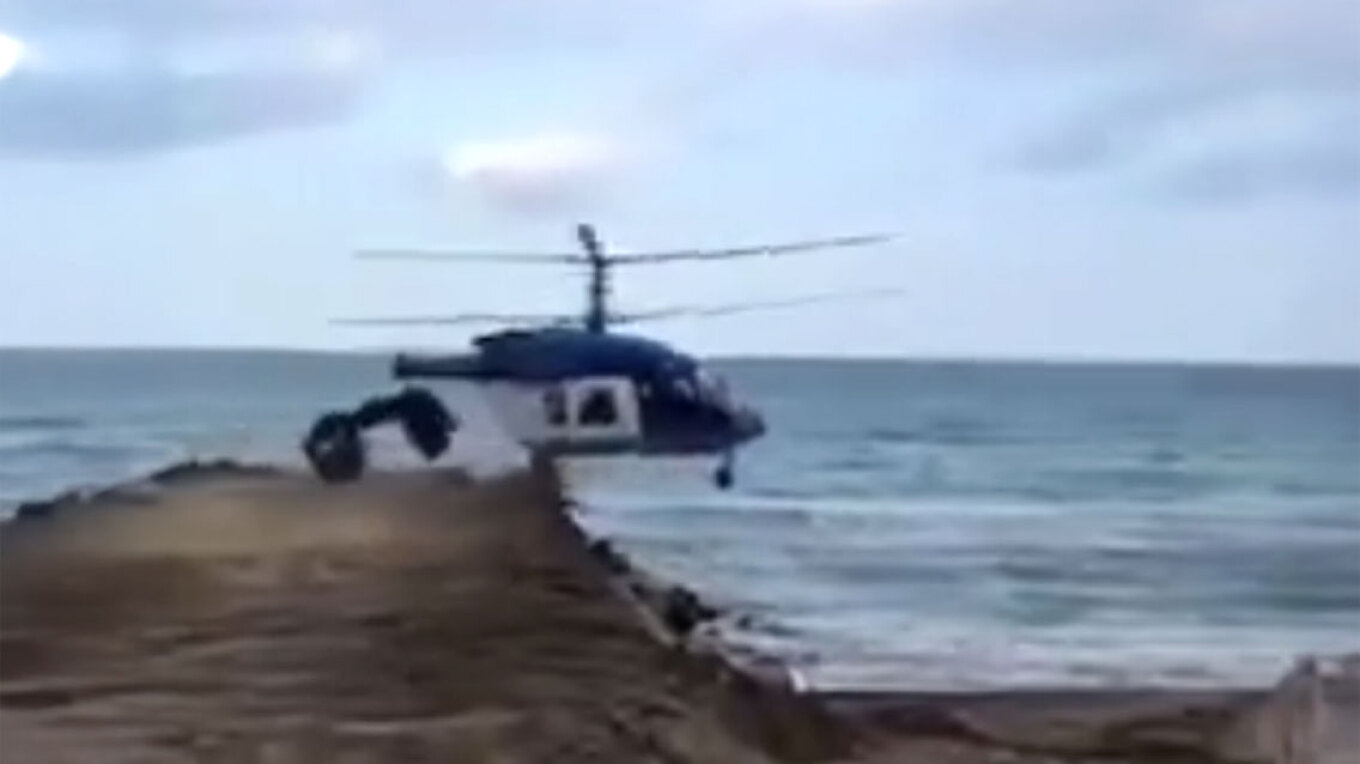 VIDEO/ Rrëzohet helikopteri në Rusi, humbin jetën pesë persona