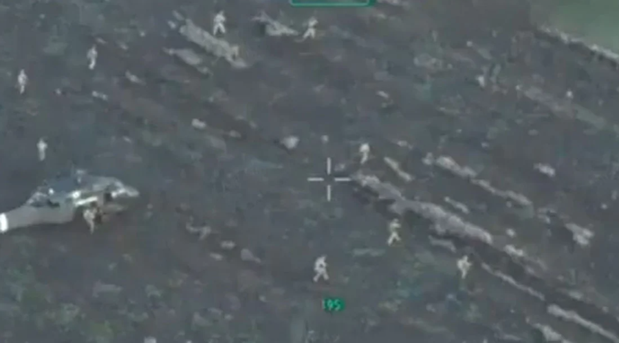 VIDEO / Rusia ndal operacionin e specialëve ukrainas, rrëzon helikopterin në Pokrovsk, 11 viktima