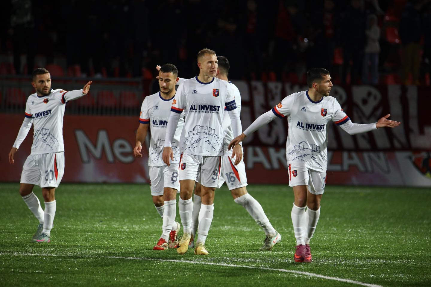 Vllaznia nuk arrin të shkëputet nga Elbasani, vetëm një ndryshim në katërshen e fundit të tabelës! Ja renditja e Superiores pas javës së 12-të