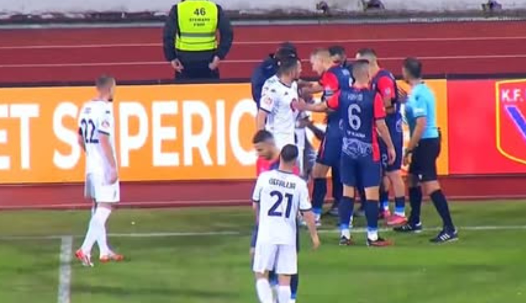 Vllaznia triumfon në “Loro Boriçi”, shkodranët mposhtin Dinamon në ndeshjen që po “ziente” nga tensioni