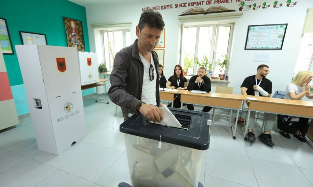 Vlonjatët të zhgënjyer nga qeveria dhe opozita/ Pjesëmarrja e ulët në votim, qytetarët tregojnë arsyet