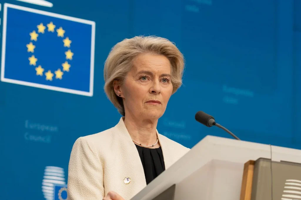Von der Leyen: Kufijtë e Ukrainës duhen respektuar, pa përdorur forcën