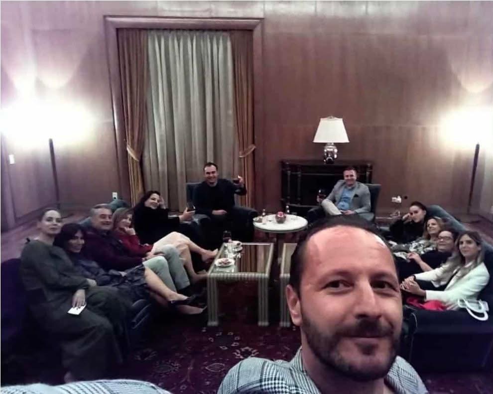 Ylli Manjani pyetje SPAK: Si gjendet kjo foto në dorë të Gazmend Bardhit, nga celulari i sekuestruar e Ervis Berberit?!