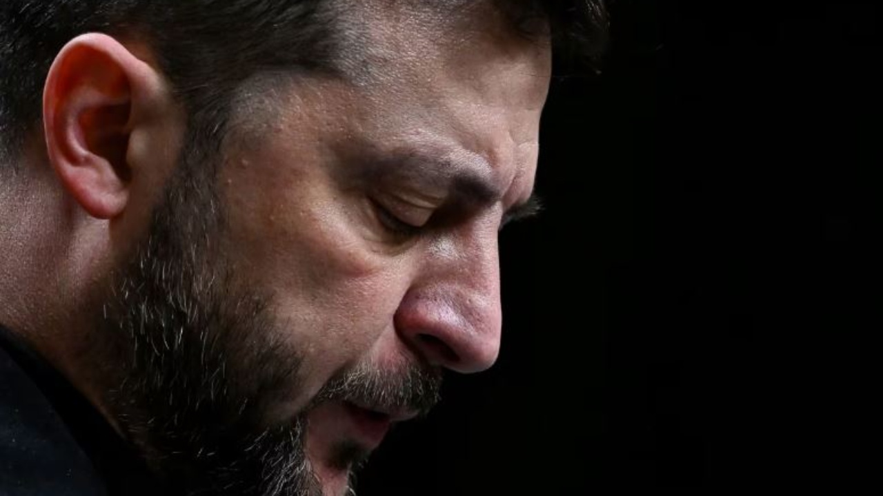 Zelensky nën presion: Marrëveshje e dyshimtë ose asnjë marrëveshje