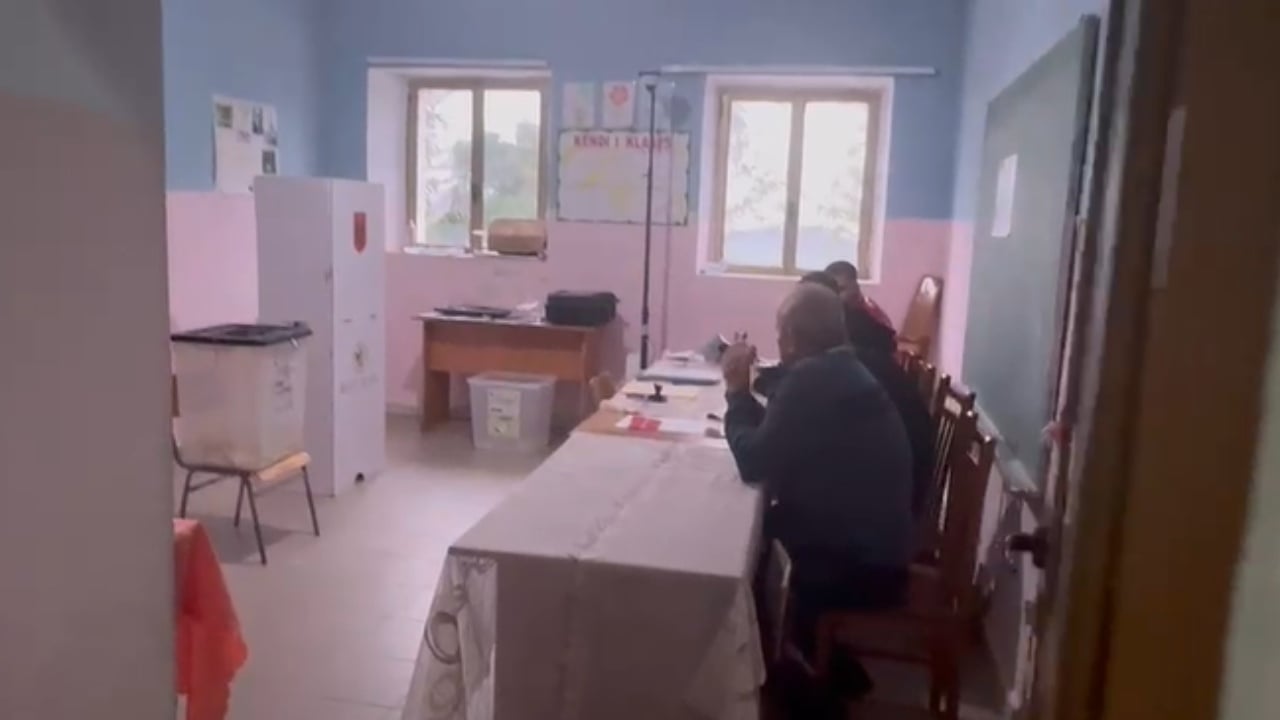Zgjedhjet në pesë bashkitë/ Pjesëmarrja e ulët, shkak koha e keqe dhe terreni i vështirë i qendrave të votimit