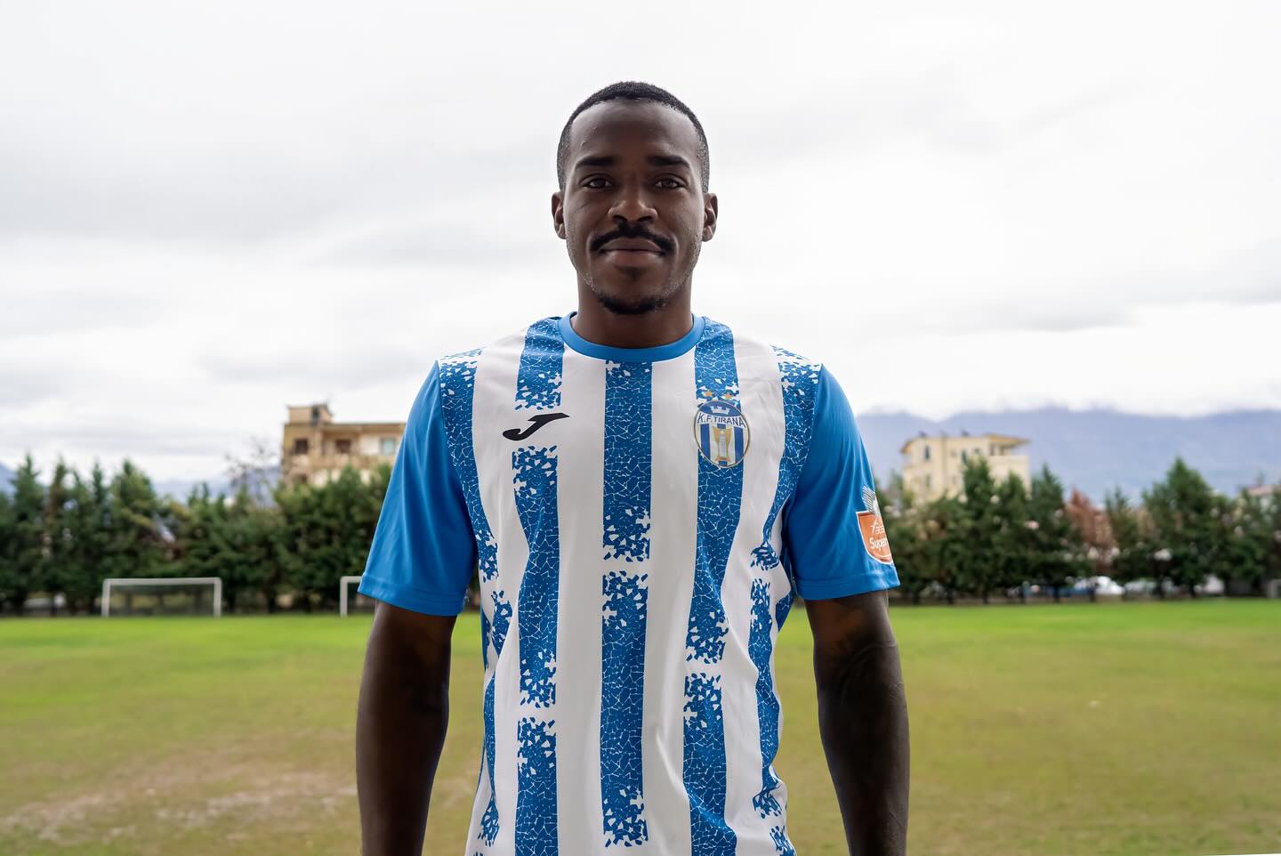 Zyrtare te Tirana, bardheblutë përforcohen në mbrojtje