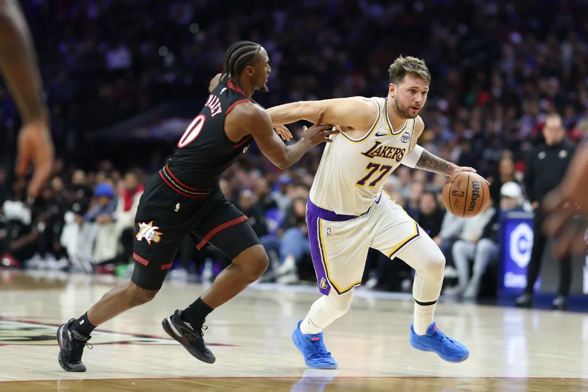 15 fitore radhazi për Oklahoma që dominon në NBA, Doncic-LeBron i japin fitoren Lakers