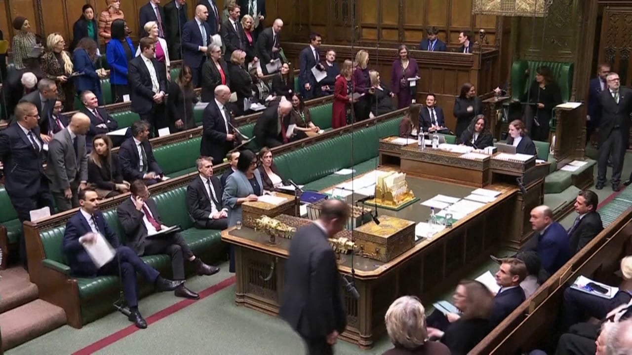 3 mijë paund për të lënë Anglinë/ Ministria e Brendshme angleze u kërkon 700 familjeve shqiptare të largohen vullnetarisht