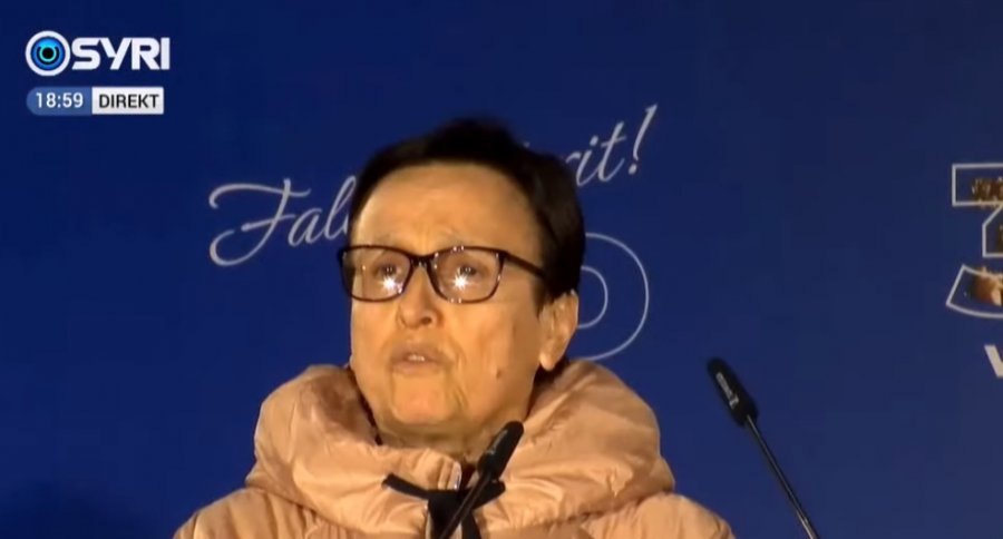 35 vjet PD/ Nëna nga Vlora: Ne hyjmë në Evropë vetëm nga PD dhe Berisha, mos mbani shpresë tek asnjë tjetër