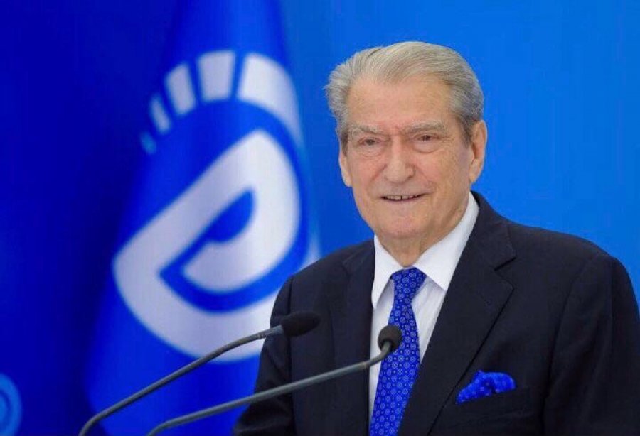 ‘8 Dhjetori – Dita e Rinisë’/ Berisha: Nderojmë përjetë guximtarët e demokracisë, ejani në Qytetin Studenti…