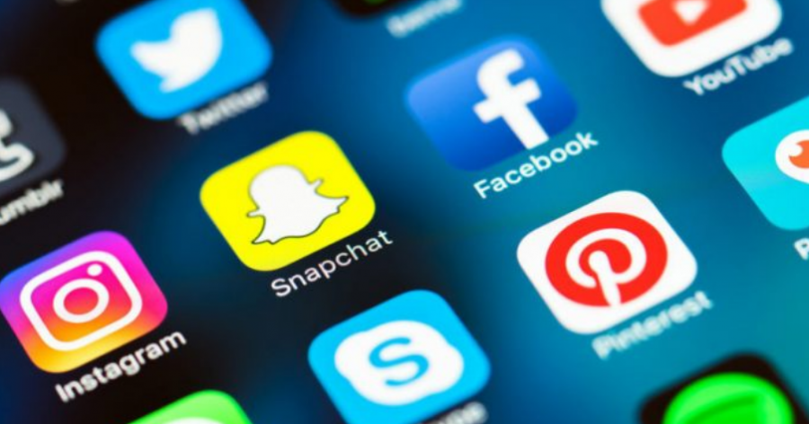 Adoleshentët kundër ndalimit të rrjeteve sociale në Australi