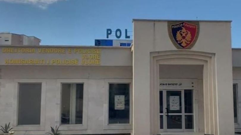 Aksion në Vlorë, policia kontrollon disa banesa