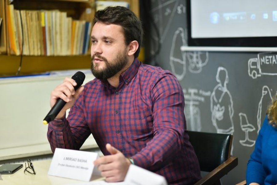 Aktivisti Mirsad Basha shpërthen ndaj Benet Becit: Aksion propagande me 800 veta, kërko falje publike