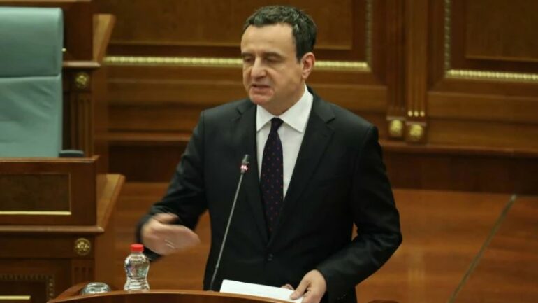 Albin Kurti prezanton koalicionin/ 20 ditë larg zgjedhjeve, LVV sërish krah ‘besnikëve’