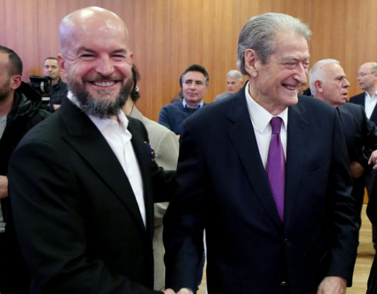 Alfred Lela-Salianjit: E pe Bashën si doli faqe e zezë, edhe ti do mbetesh me gisht në gojë. Po të përdorin…