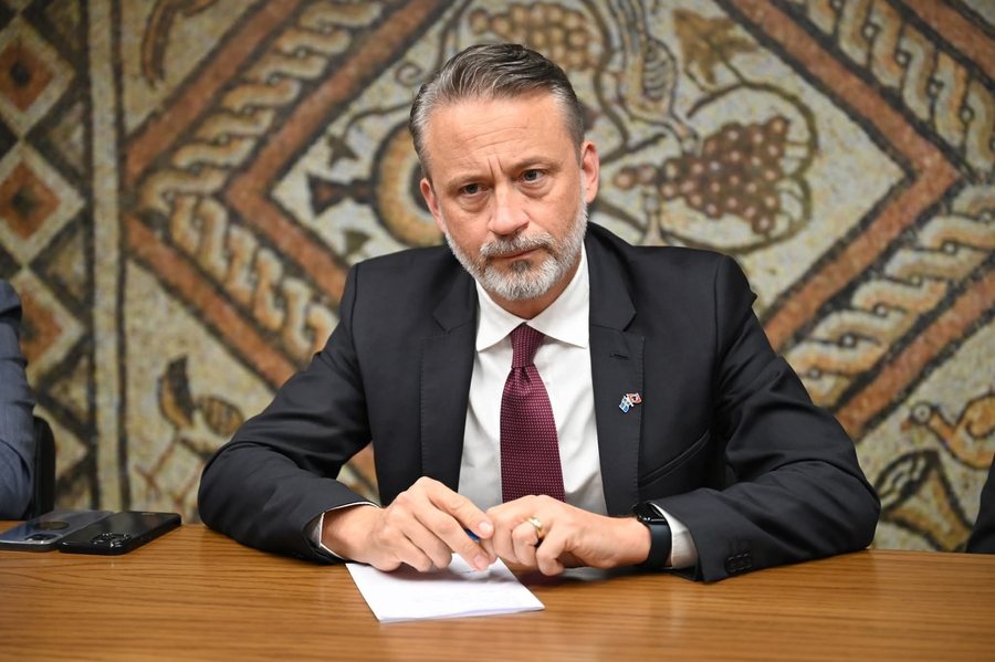 Ambasadori i Suedisë: Reforma e taksës së pronës e çon Shqipërinë më pranë BE-së