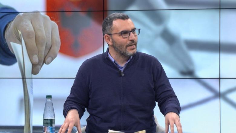 Arlind Qori i Lëvizjes Bashkë paralajmëron protestën para Kuvendit të Enjten..