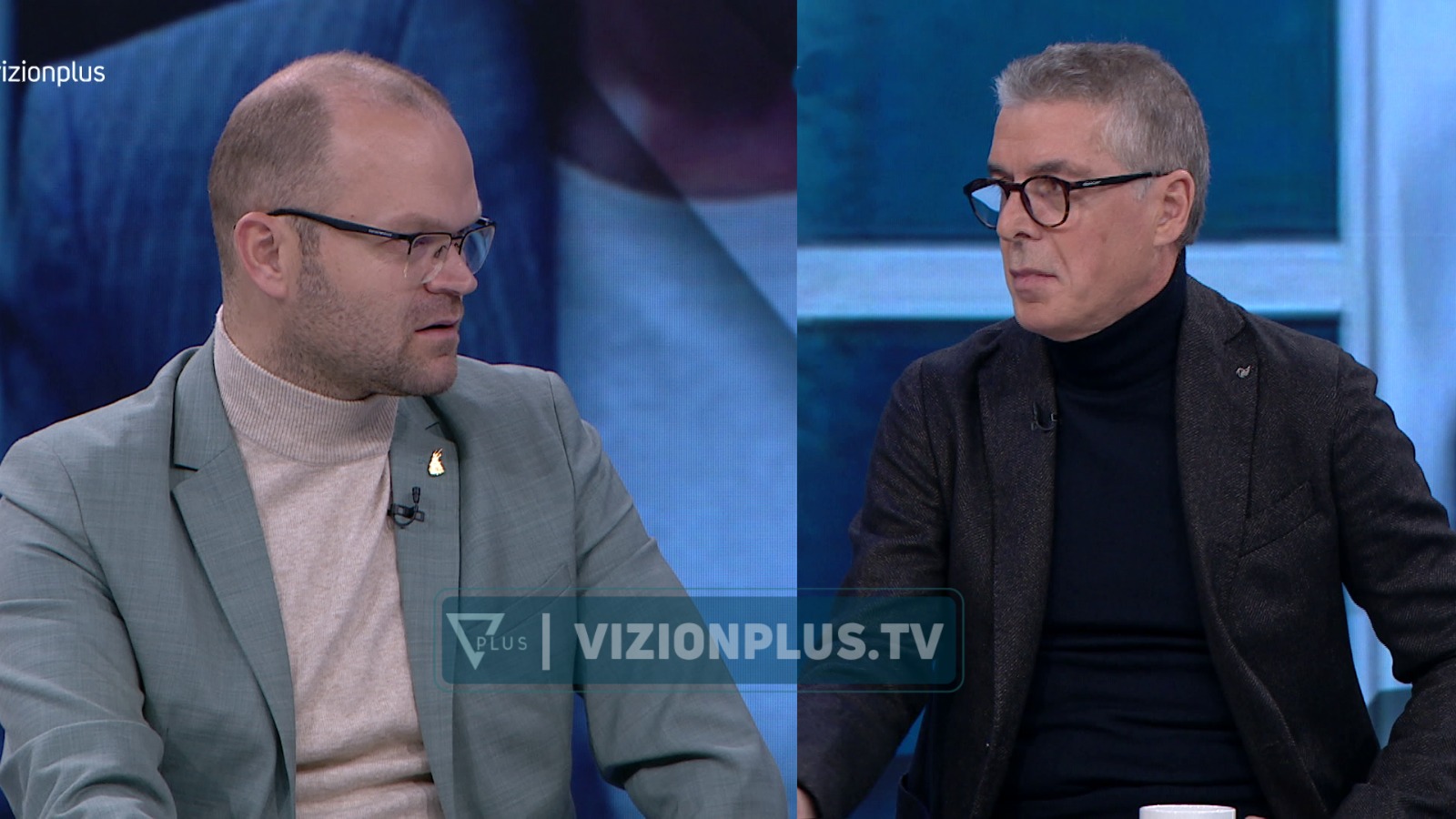 Aulon Kalaja zbulon çfarë po ndodh në kampin opozitar: PD duhet të jetë e pamëshirshme…! Oketa: PS kazemrë ushtarake