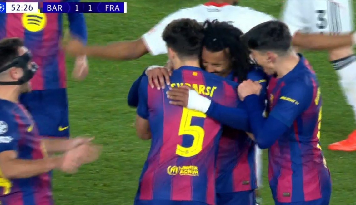 Barcelona e nis vrullshëm pjesën e dytë, një mbrojtës nderon katalanasit. Efekti Rashford ndihet direkt (video)