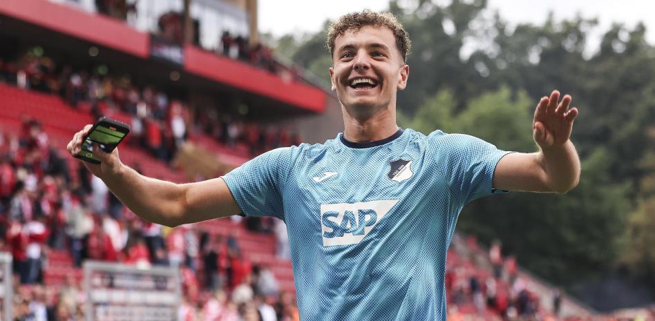 Barcelona këmbëngul për Fisnik Asllani, bomberi kosovar ka një klauzolë të përballueshme