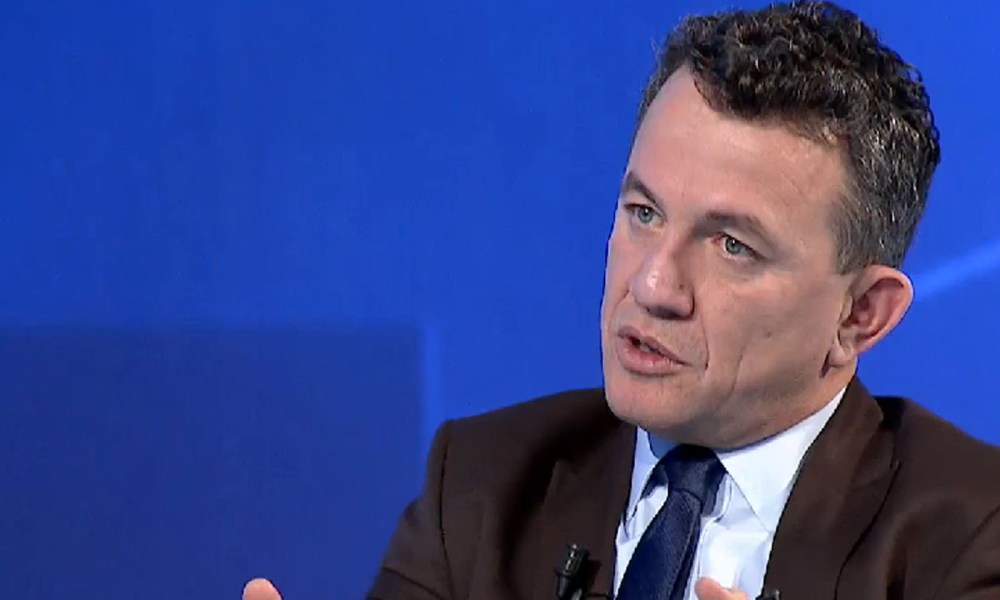 Berisha debat me Buzhalën: Fuqia e drogës në Shqipëri është e jashtëzakonshme