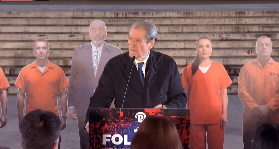 Berisha: Nga sheshi i lirisë kemi një mision të madh, të largojmë Ramën