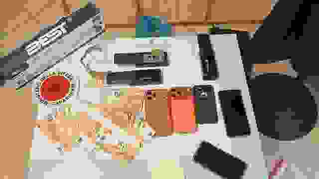 Bien në ‘rrjetën’ e policisë, arrestohen dy vëllezërit shqiptarë/ Iu gjetën lëndë narkotike me qëllim…