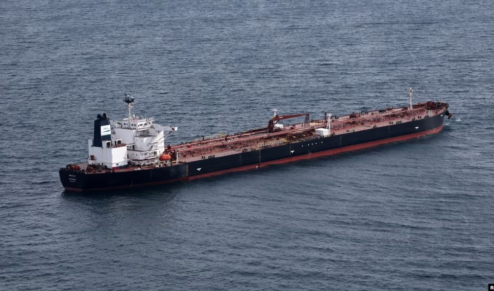 Brukseli shton emra të rinj në listën e zezë në paketën e re të sanksioneve kundër Rusisë