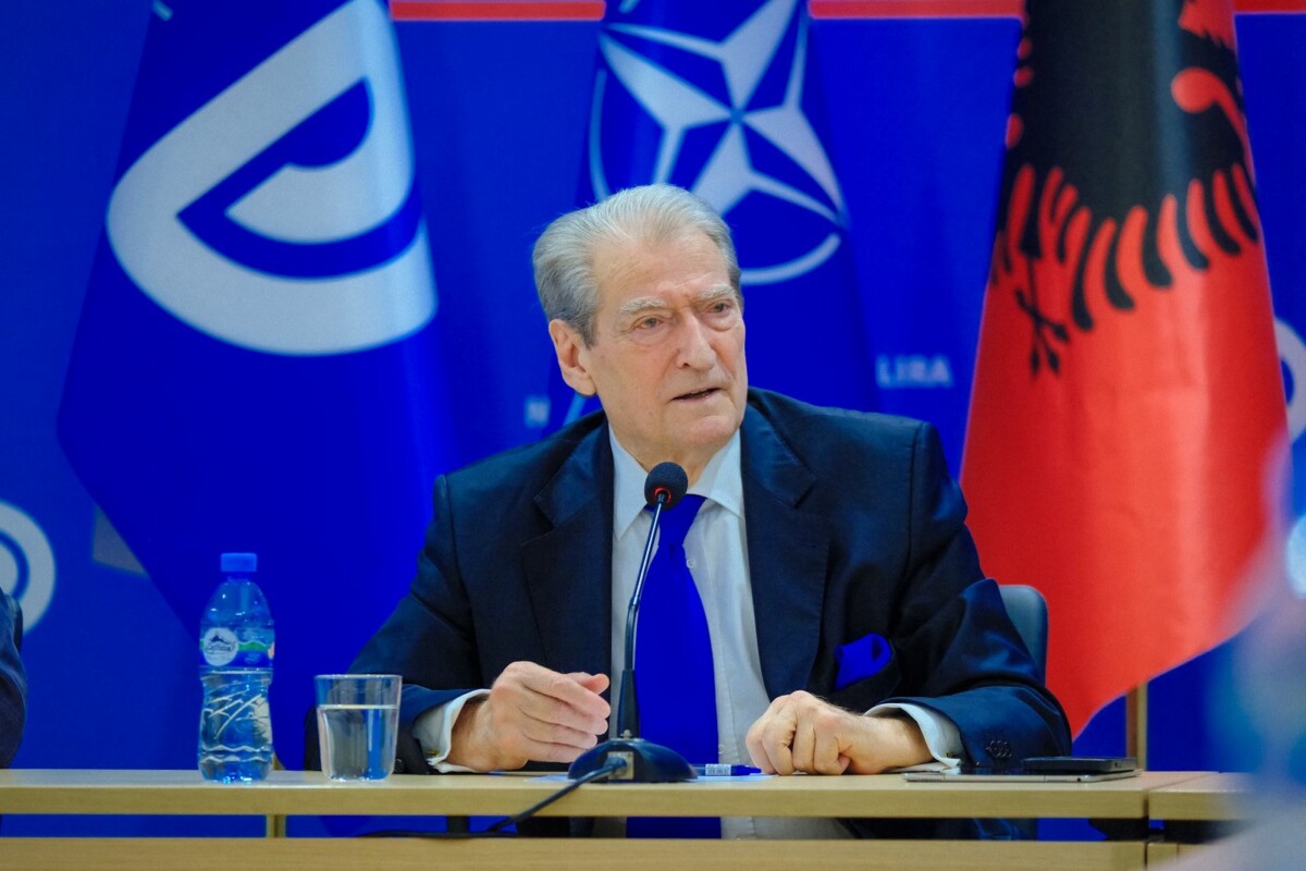 “Duhet të përgatitemi”/ Pas Foltores Berisha paralajmëron protesta të fuqishme, kreu i PD thirrje qytetarëve