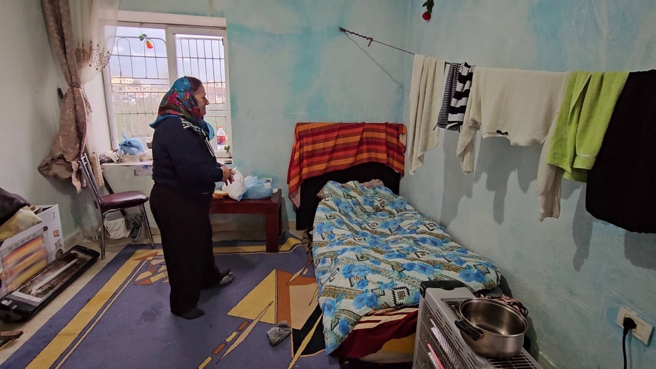 Dy fëmijë i ndërruan jetë nga varfëria/ 66-vjeçarja përballet me probleme të rënda ekonomike, merr vetëm tre mijë lek ndihmë sociale