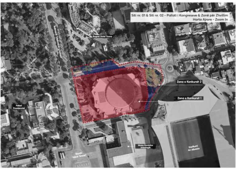 Elira Kokona bën gati letrat për kullën në sheshin pas Pallatit të Kongreseve, ja si po grabiten pasuritë shtetërore…
