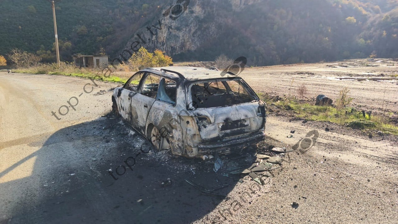 Foto/ Vrasja e biznesmenit në Elbasan, gjendet një makinë e djegur në fshatin Mirakë