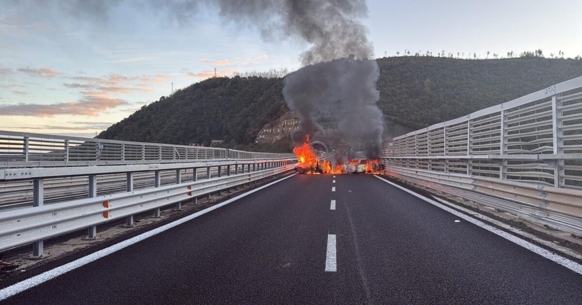 Grabitje spektakolare në Itali, sulmohet autoblindi brenda tunelit, merren 2 milionë euro