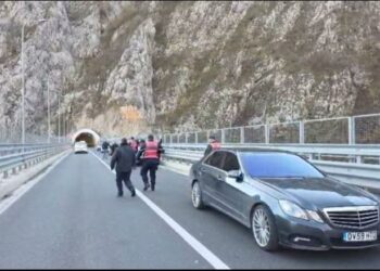 I dha fund jetës duke u hedhur nga ura në Klos, zbulohet foto e 39-vjeçarit, nipit të Nehat Kullës