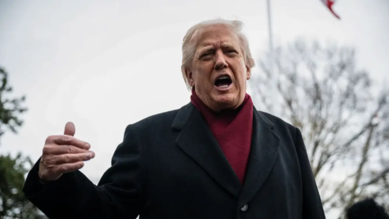 “I fjetur, ka më pak angazhime publike në axhendën e tij”/ Sekretarja e Shtëpisë së Bardhë hedh poshtë lajmet e rreme për Trump