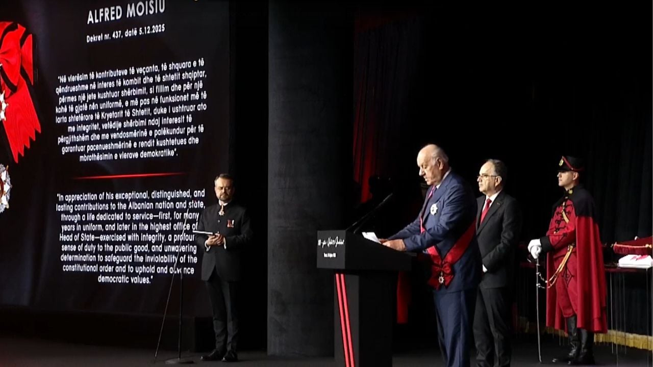 Ish-presidenti Moisiu nderohet me “Yllin e Madh” të Urdhrit Suprem të Shqiponjës/ Begaj nderon figura të shquara, mes tyre dhe Igli Taren