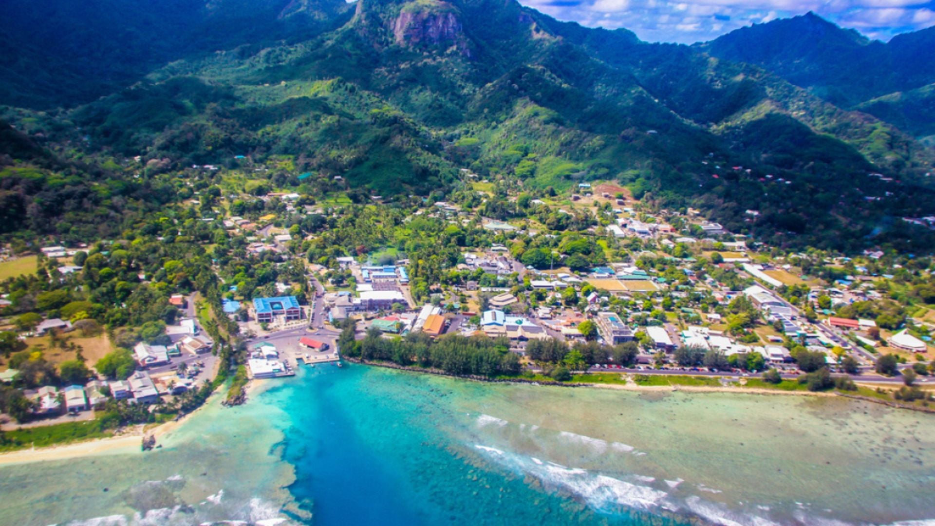 Ishujt Cook/ Ja kush i ndihmon Rusinë dhe Iranin të shmangin sanksionet e naftës, flamuri me të cilin operon e ashtuquajtura “flota fantazmë” ruse