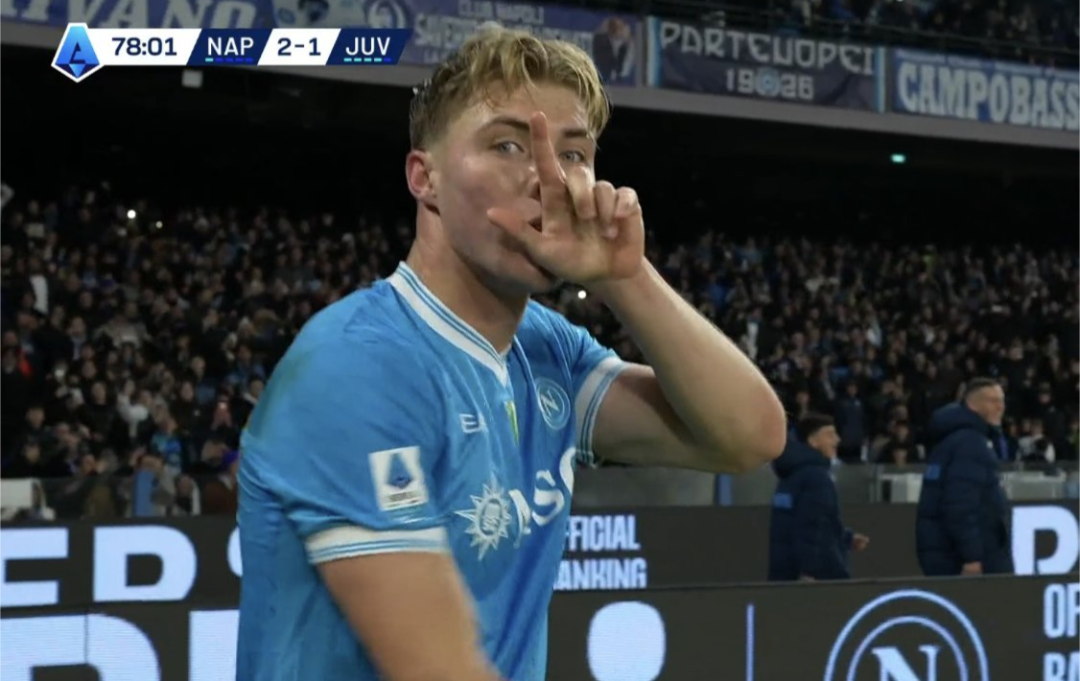 Juventusi dështon në Napoli, të kaltrit e Kontes marrin kreun e Serisë A