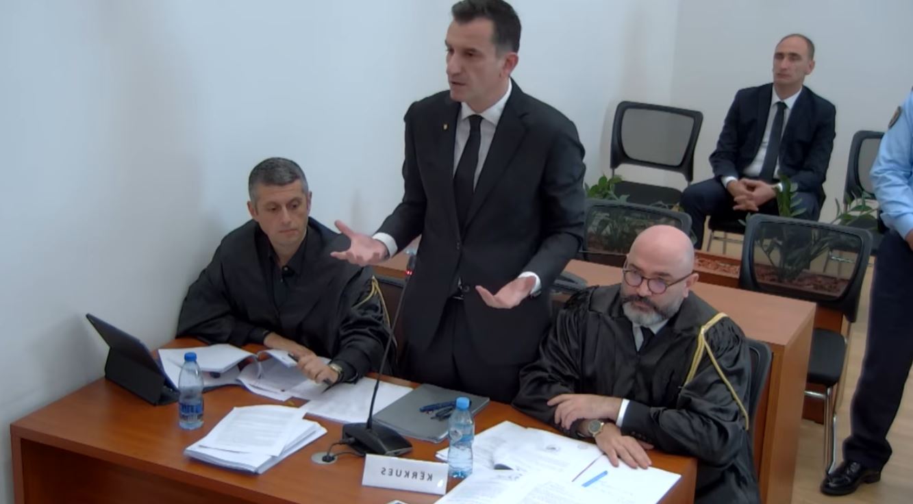 Kërkoi laptop në burg ose të vinte përditë në gjykatë për të lexuar dosjen, GJKKO refuzon Veliajn